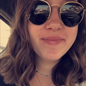 Meet your Posher, B.